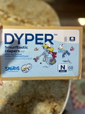 DYPER Smurfs Size Newborn 68 count